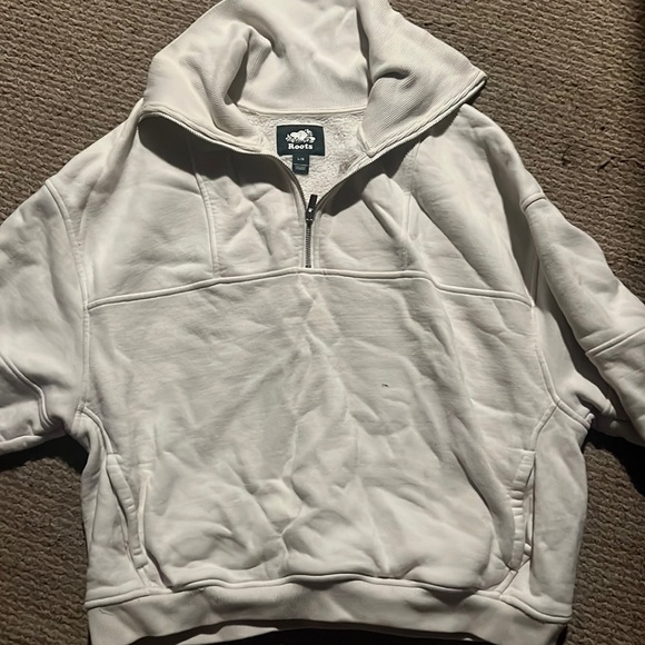 Roots Sweaters - Barely worn roots half zip